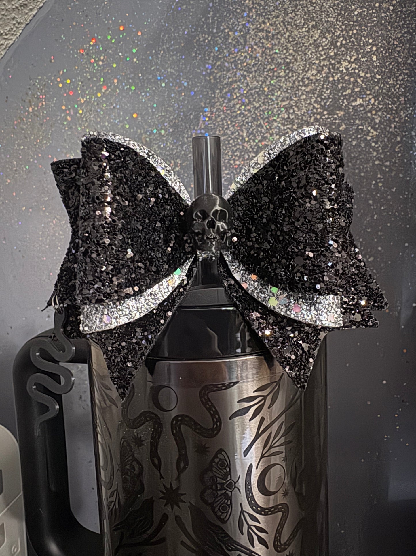 Skull and snake straw bow