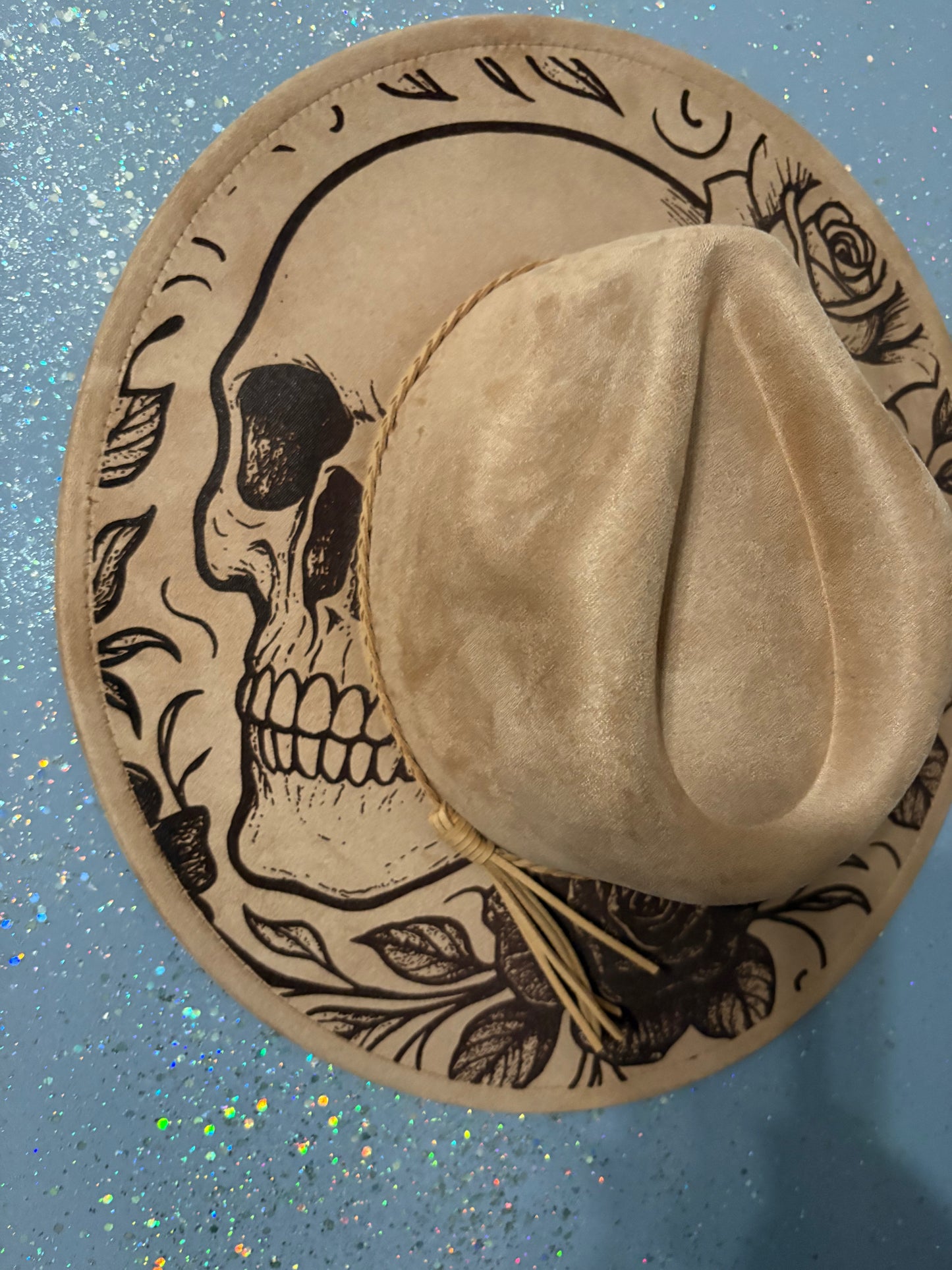 Skull and roses wide brim hat